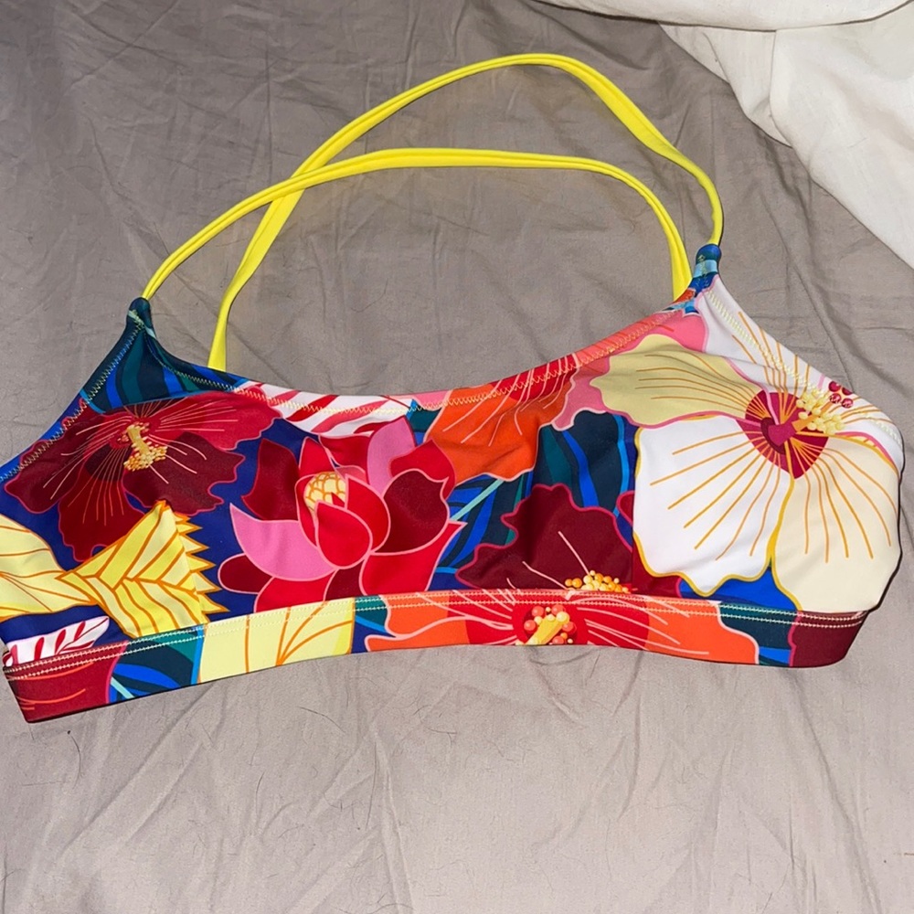 Floral Print Women’s Swim Top in Multicolor
